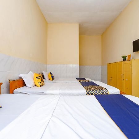 Spot On 2011 Hotel Mekar Sari Solo Dış mekan fotoğraf