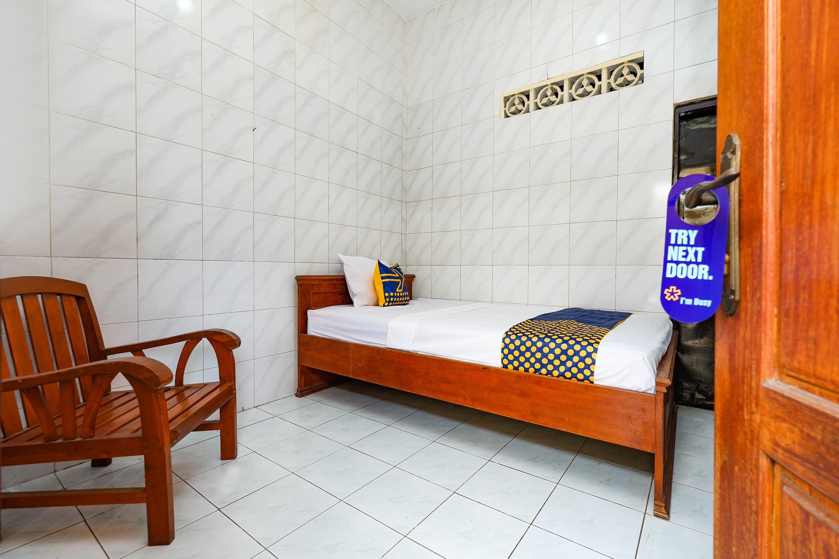 Spot On 2011 Hotel Mekar Sari Solo Dış mekan fotoğraf