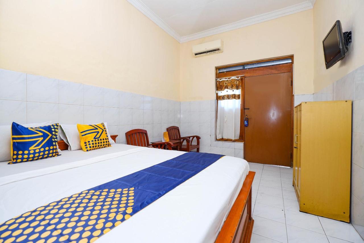 Spot On 2011 Hotel Mekar Sari Solo Dış mekan fotoğraf